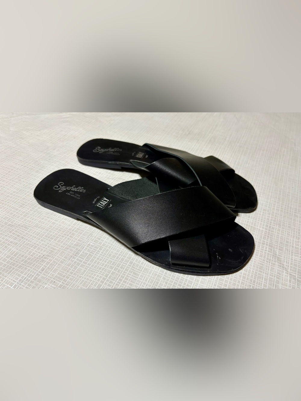 Seychelles Sz 9 Black Leather Crisscross Slide Sandals flats Made in Italy